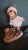 Winterkind Junge mit Hund