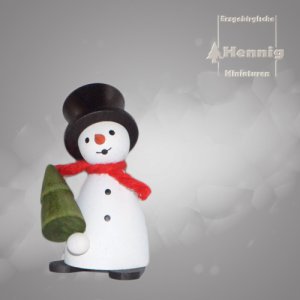 Schneemann mit Baum