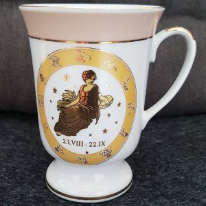 Tasse Jungfrau