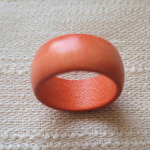 Holzring orange Gr. 8