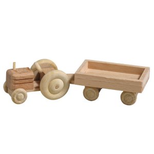Traktor mit Anhänger natur
