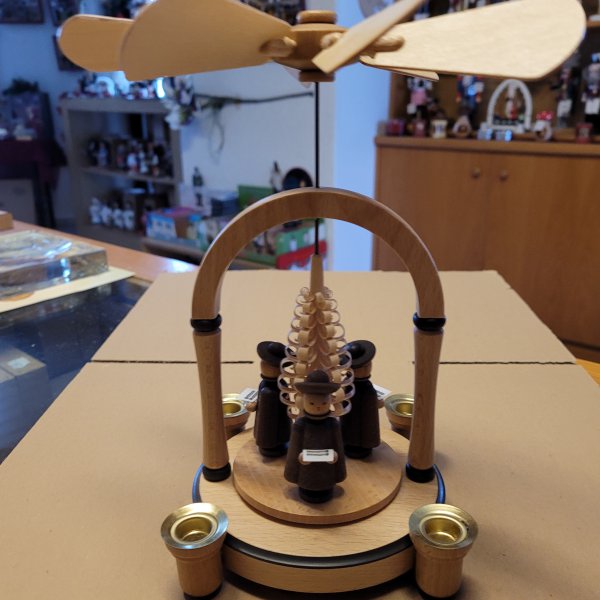 Pyramide, natur, Kurrende 23cm