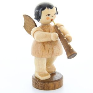 Engel stehend mit Oboe, natur