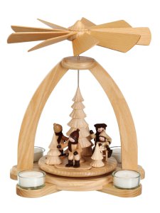 Teelichtpyramide Wintersport 25cm